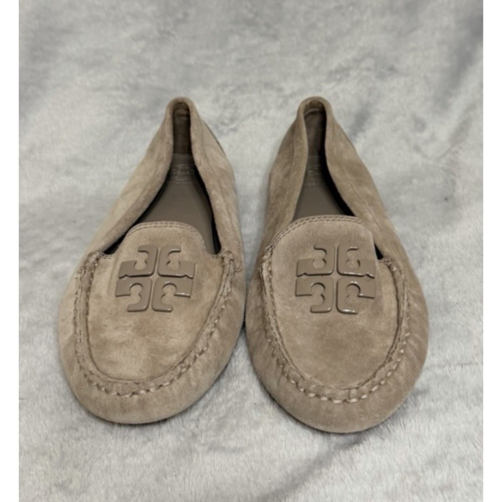 Tory Burch French Gray Taupe Suede Leather Lowell 2 Driver Loafer SZ 9 NEW - Picture 3 of 7